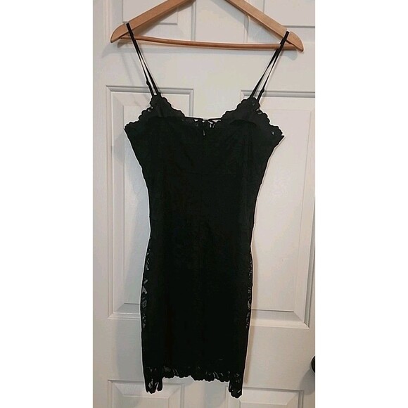 Guess Slip Dress Black Medium Mini Lacy Lined Adjustable Straps Sexy Wimsigoth - Picture 11 of 11